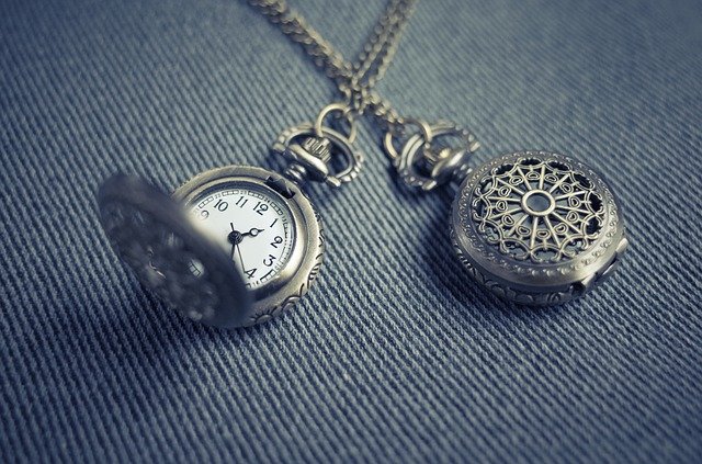 pocket-watch-2569573_640